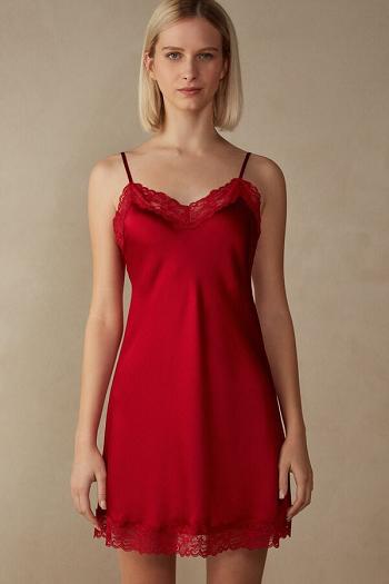 Intimssimi Silk Slip with Pitsi Insert Detail Punainen | BUSSO53755